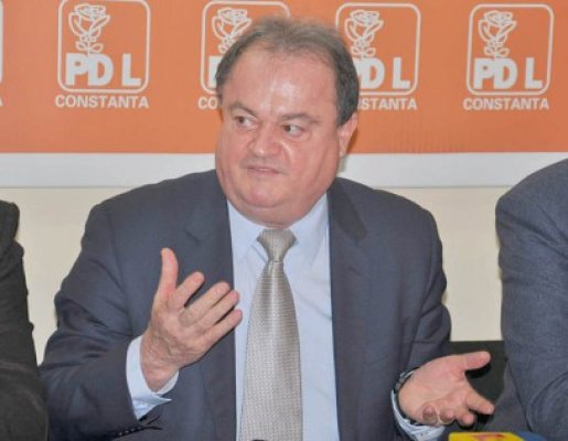 Blaga: PDL îi cere premierului să ia măsuri de relansare economică şi să nu renunţe la investiţii şi la locuri de muncă
